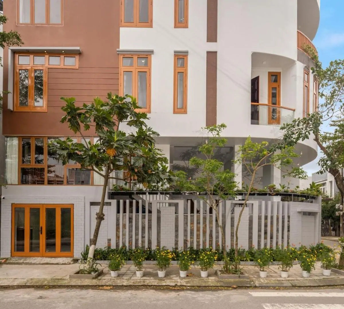 Private Villa Near My Khe Beach Da Nang Vietnam
